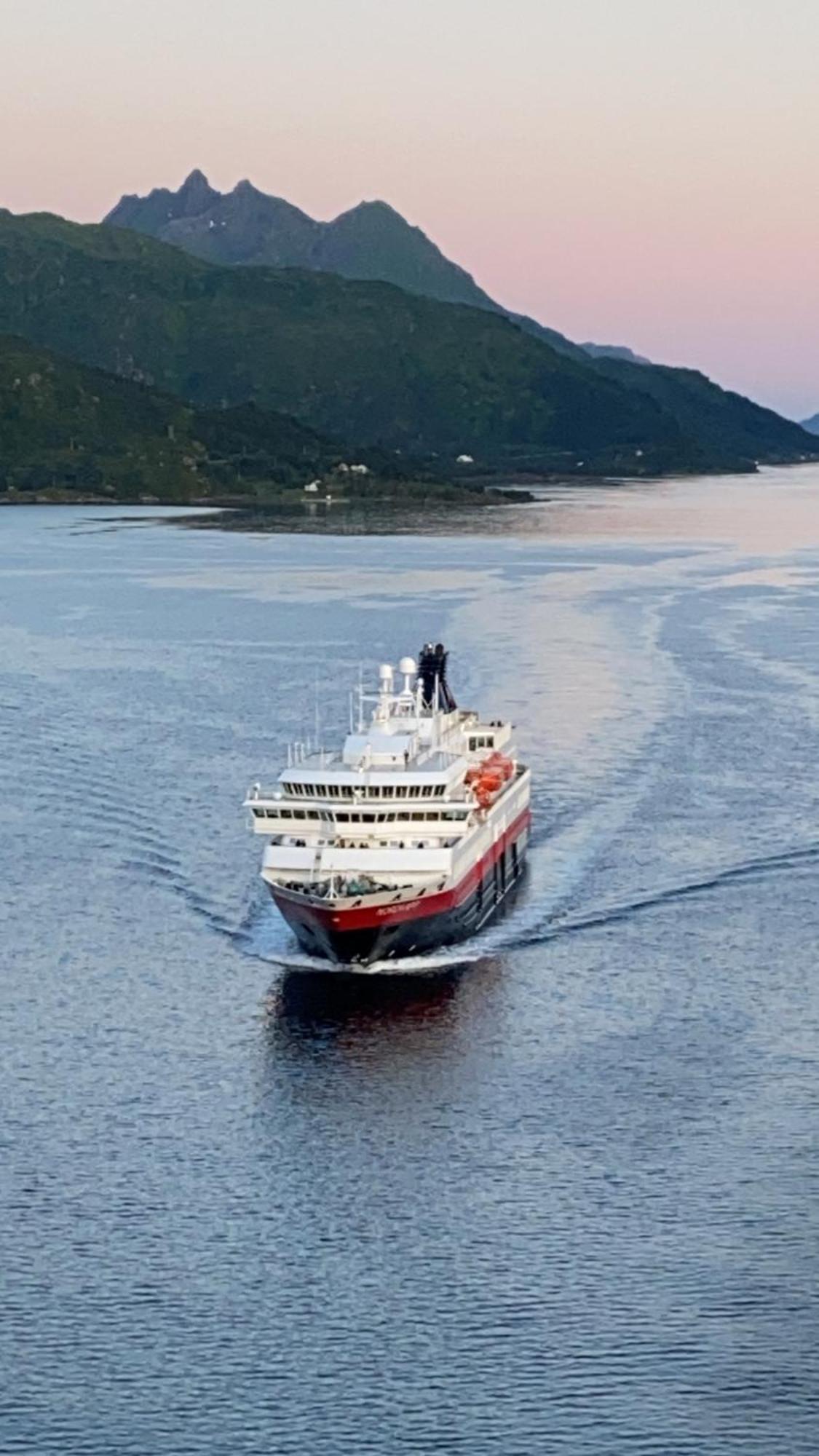 Lofoten And Vesteralen Kveldro Myrland Eksteriør billede